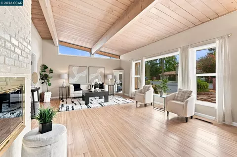Living - 1741 Whitman Rd, Concord, CA 94518 photo 1 of 3