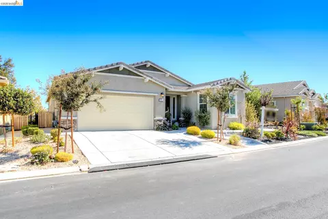 653 Waterwood Dr, Rio Vista, CA 94571