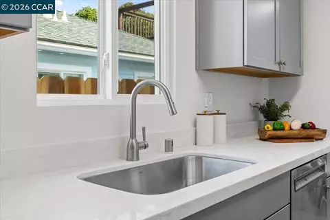 Kitchen - 1436 Everett St, El Cerrito, CA 94530 photo 3 of 5