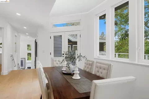 Dining - 857 Mountain View Dr # A, Lafayette, CA 94549 photo 9 of 9