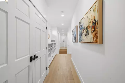 Entry Way - 857 Mountain View Dr # A, Lafayette, CA 94549 photo 14 of 14
