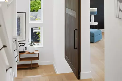 Entry Way - 857 Mountain View Dr # A, Lafayette, CA 94549 photo 8 of 14
