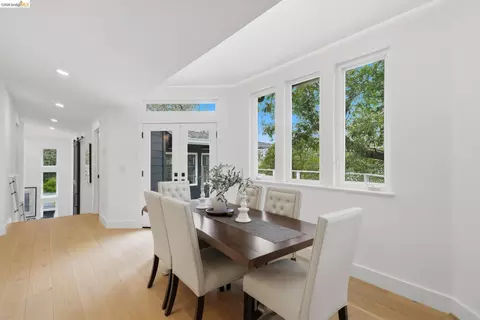 Dining - 857 Mountain View Dr # A, Lafayette, CA 94549 photo 8 of 9