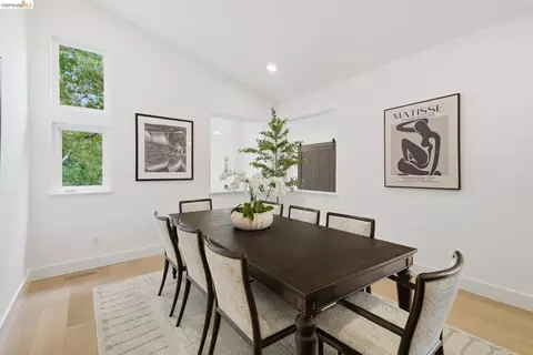 Dining - 857 Mountain View Dr # A, Lafayette, CA 94549 photo 4 of 9