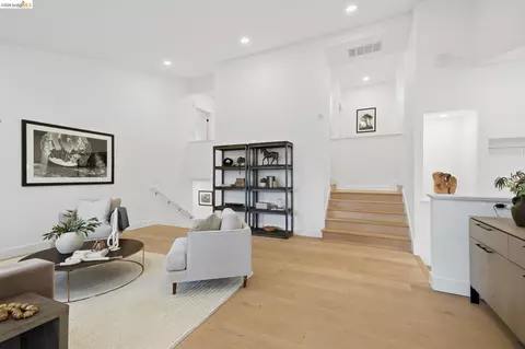 Living - 857 Mountain View Dr # A, Lafayette, CA 94549 photo 4 of 4