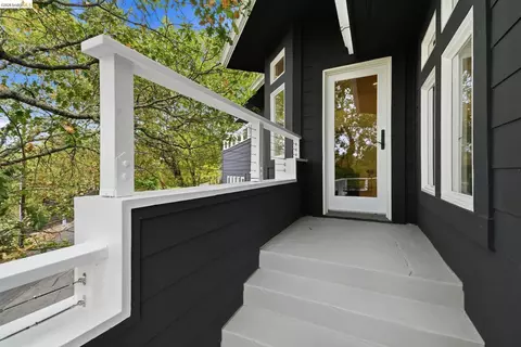 Exterior - 857 Mountain View Dr # A, Lafayette, CA 94549 photo 10 of 17