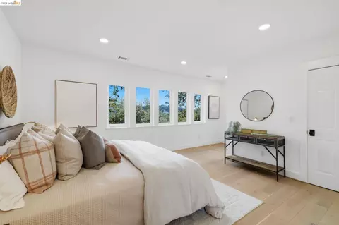 Bedroom - 857 Mountain View Dr # A, Lafayette, CA 94549 photo 1 of 15