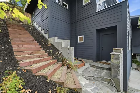 Exterior - 857 Mountain View Dr # A, Lafayette, CA 94549 photo 11 of 17
