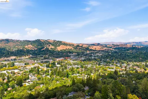 View/Area - 857 Mountain View Dr # A, Lafayette, CA 94549 photo 1 of 2