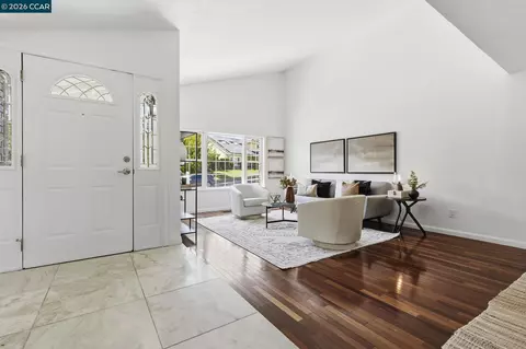 Entry Way - 4295 Suzanne Dr, Pittsburg, CA 94565 photo 2 of 2