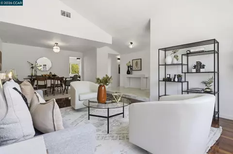 Living - 4295 Suzanne Dr, Pittsburg, CA 94565 photo 5 of 8