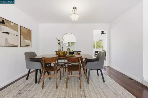 Dining - 4295 Suzanne Dr, Pittsburg, CA 94565 photo 2 of 8