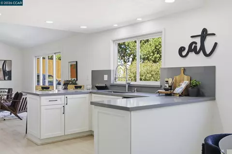 Kitchen - 4295 Suzanne Dr, Pittsburg, CA 94565 photo 3 of 11