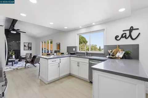 Kitchen - 4295 Suzanne Dr, Pittsburg, CA 94565 photo 1 of 11