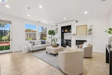 Living - 29207 Marshbrook Dr, Hayward, CA 94545 photo 5 of 5