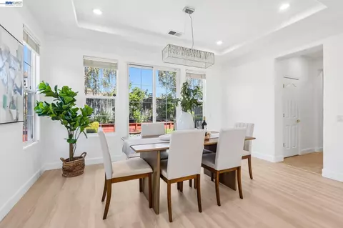 Dining - 29207 Marshbrook Dr, Hayward, CA 94545 photo 1 of 5