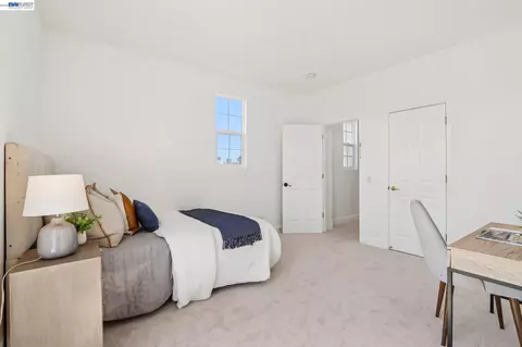 Bedroom - 29207 Marshbrook Dr, Hayward, CA 94545 photo 11 of 11