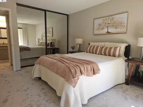 Bedroom - 247 E Warren Cmn, Fremont, CA 94539 photo 1 of 2