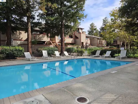 Exterior - 247 E Warren Cmn, Fremont, CA 94539 photo 9 of 14