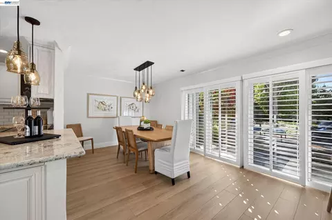 Dining - 509 Tampico, Walnut Creek, CA 94598 photo 1 of 2