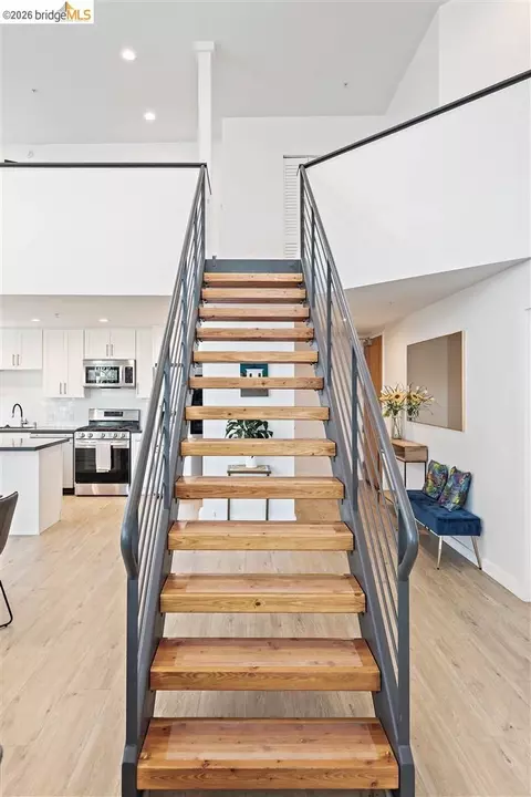 Entry Way - 201 3rd St #302, Oakland, CA 94607 photo 2 of 2