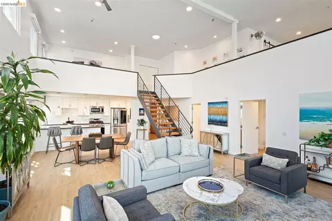 Living - 201 3rd St #302, Oakland, CA 94607 photo 7 of 7