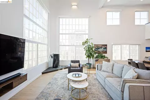 Living - 201 3rd St #302, Oakland, CA 94607 photo 5 of 7