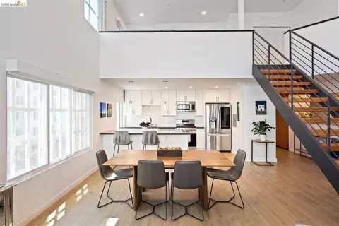 Dining - 201 3rd St #302, Oakland, CA 94607 photo 1 of 2