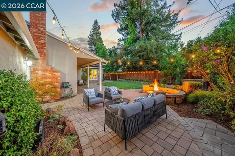Exterior - 169 Venado Corte, Walnut Creek, CA 94598 photo 9 of 22