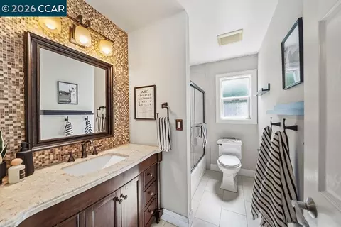 Bath - 169 Venado Corte, Walnut Creek, CA 94598 photo 1 of 5