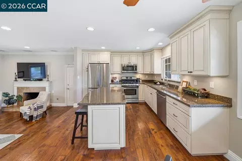 Kitchen - 169 Venado Corte, Walnut Creek, CA 94598 photo 1 of 5