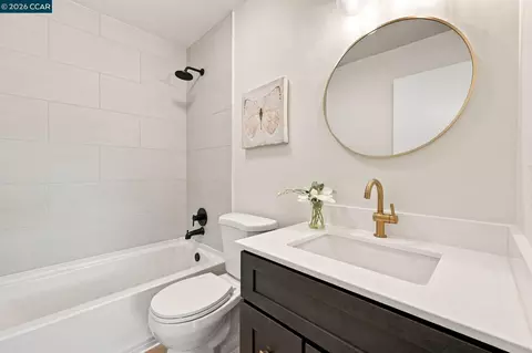 Bath - 952 Marie Ave, Martinez, CA 94553 photo 1 of 2