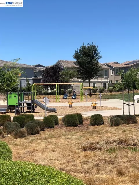 Exterior - 2836 Stringham Way, Dublin, CA 94568 photo 6 of 6