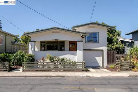 Exterior - 1023 Willow St, Alameda, CA 94501 photo 3 of 11