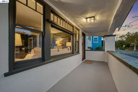 Exterior - 1023 Willow St, Alameda, CA 94501 photo 10 of 11