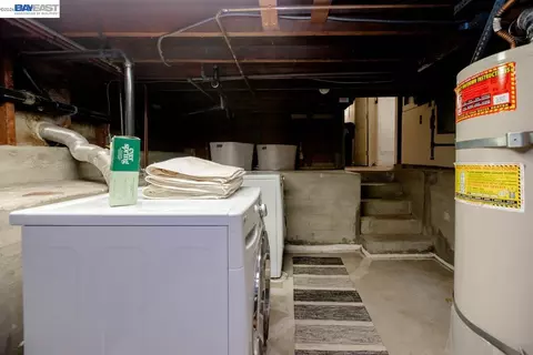Other - 1023 Willow St, Alameda, CA 94501 photo 5 of 12