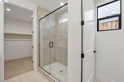 Entry Way - 2314 Sand Dune Ave, Marina, CA 93933 photo 2 of 3
