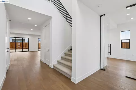 Entry Way - 2314 Sand Dune Ave, Marina, CA 93933 photo 1 of 3