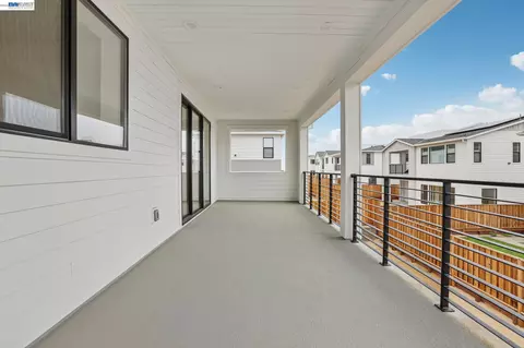 Exterior - 2314 Sand Dune Ave, Marina, CA 93933 photo 4 of 7