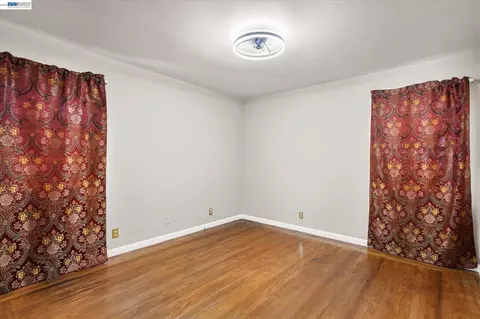 Bedroom - 477 Cascade Rd, San Leandro, CA 94577 photo 8 of 9