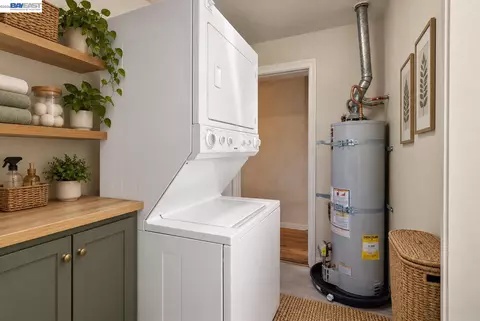 Other - 477 Cascade Rd, San Leandro, CA 94577 photo 4 of 7