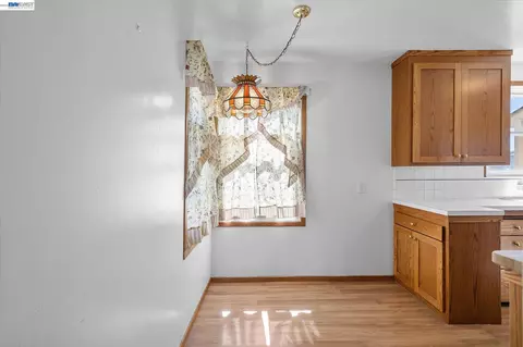 Other - 477 Cascade Rd, San Leandro, CA 94577 photo 2 of 7