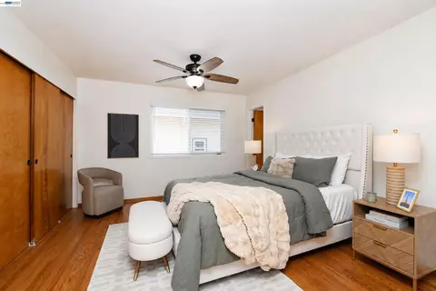 Bedroom - 233 Fairmont Ave, Vallejo, CA 94590 photo 2 of 3