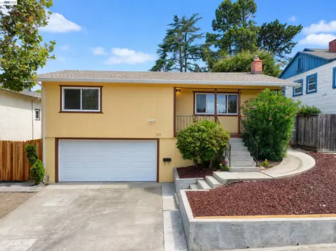 Exterior - 233 Fairmont Ave, Vallejo, CA 94590 photo 2 of 5