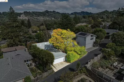 View/Area - 1024 Overlook Rd, Berkeley, CA 94708 photo 3 of 6