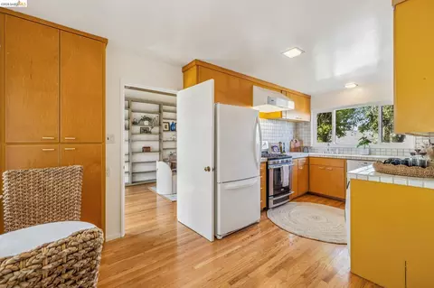 Kitchen - 1024 Overlook Rd, Berkeley, CA 94708 photo 1 of 2