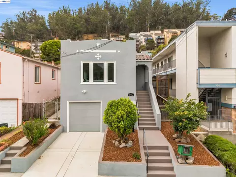 Exterior - 542 Adams St, Albany, CA 94706 photo 1 of 3