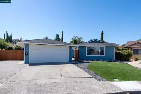 Exterior - 258 Azalea Ct, Fairfield, CA 94533 photo 1 of 8