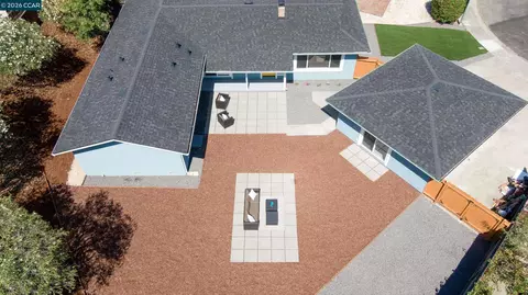 View/Area - 258 Azalea Ct, Fairfield, CA 94533 photo 5 of 15