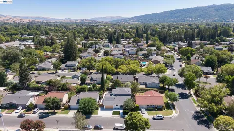 View/Area - 5290 Crestline Way, Pleasanton, CA 94566 photo 3 of 7